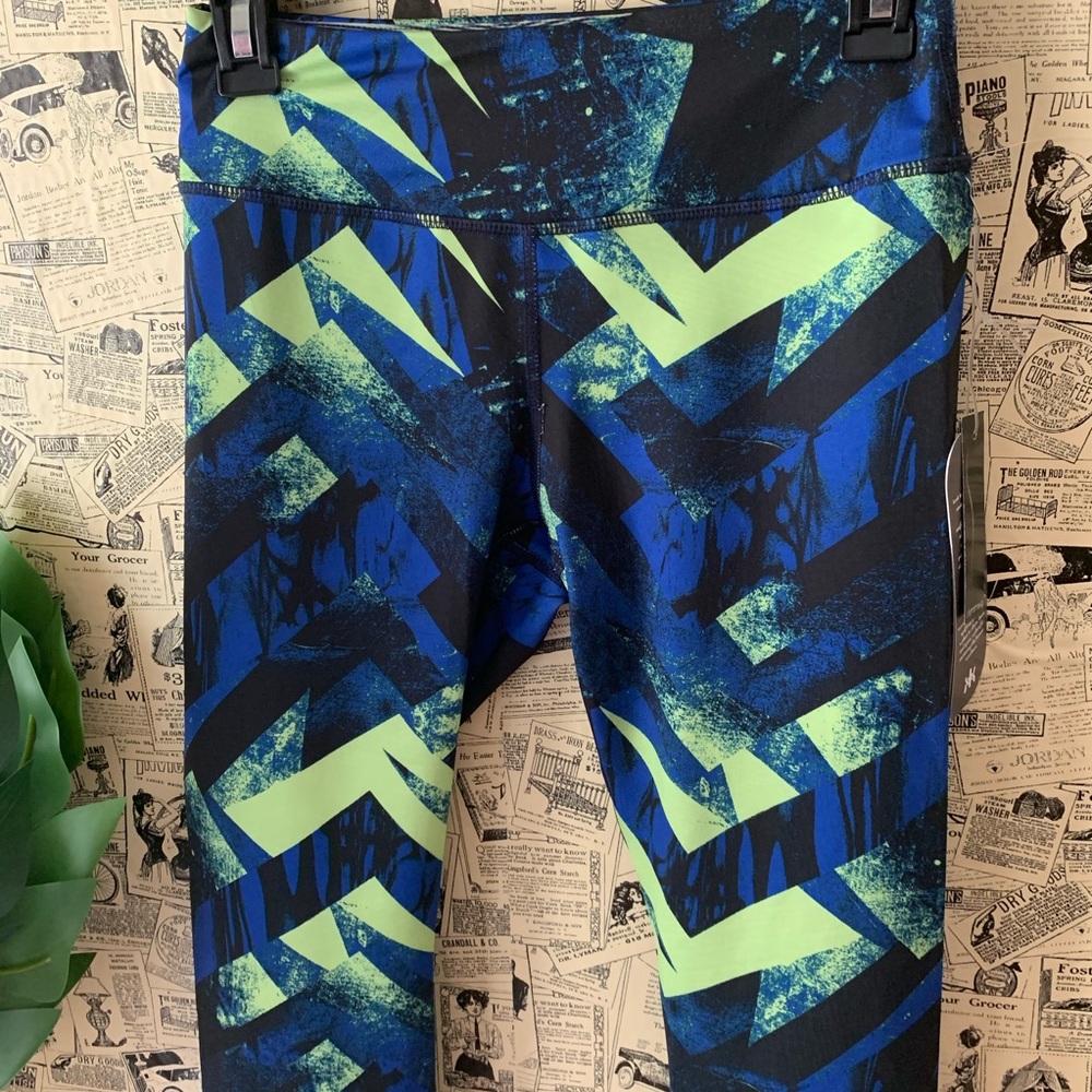 NWT Kyodan reversible capris crop green size XS - Picture 2 of 12